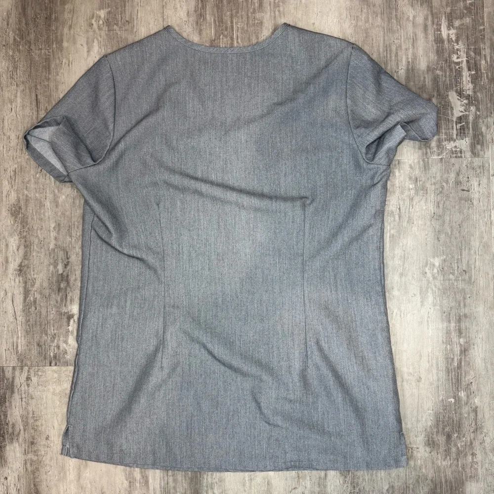 Figs Heather Gray V-Neck Scrub‎ Top Size XS